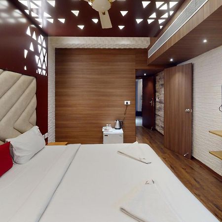 Hotel Vijayarani Tiruchirappalli Exterior foto